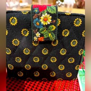 NWT Vera Bradley mini zip wallet. Pattern Vibrant Black